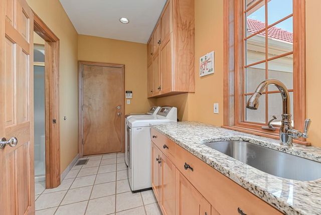 17029 Chieftain Road, Tonganoxie, KS 66086