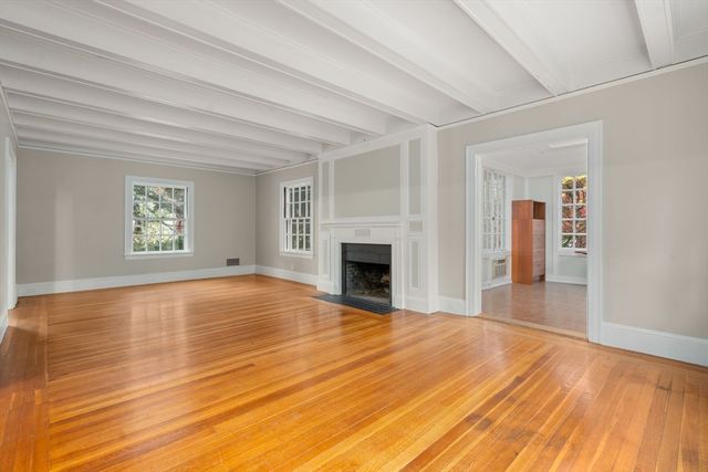 161 Clinton Rd, Brookline, MA 02445