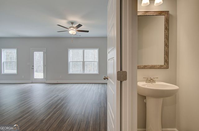 81 Avian Way, Auburn, GA 30011