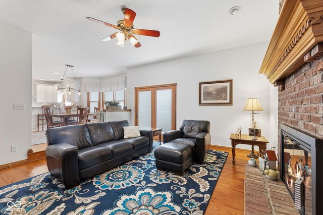 3627 S Southway Drive, New Palestine, IN 46163