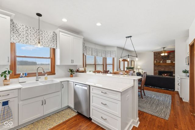 3627 S Southway Drive, New Palestine, IN 46163