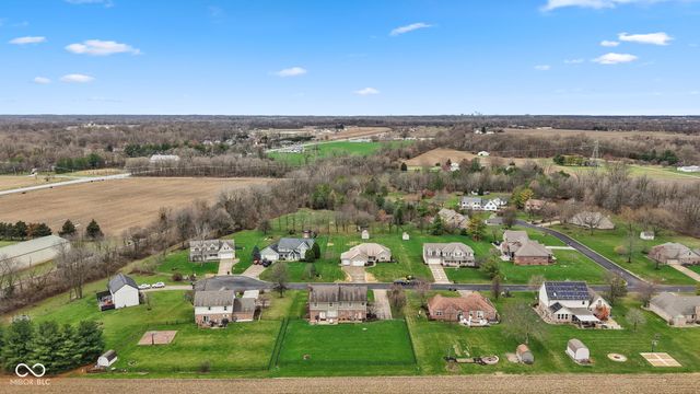 3627 S Southway Drive, New Palestine, IN 46163