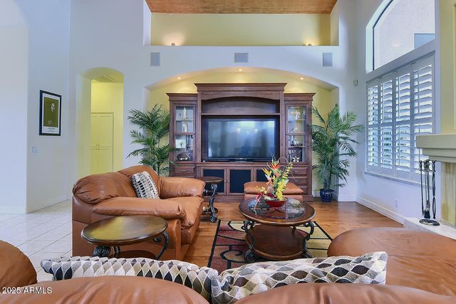 11155 E GOLD DUST Avenue, Scottsdale, AZ 85259