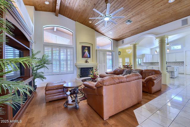 11155 E GOLD DUST Avenue, Scottsdale, AZ 85259