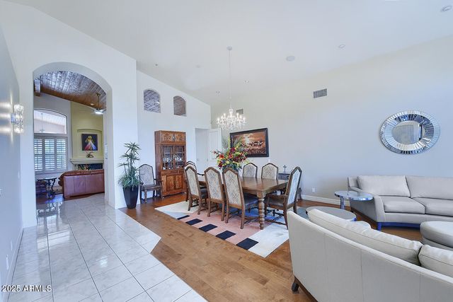 11155 E GOLD DUST Avenue, Scottsdale, AZ 85259