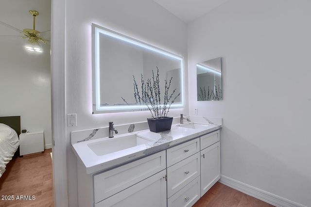 11155 E GOLD DUST Avenue, Scottsdale, AZ 85259