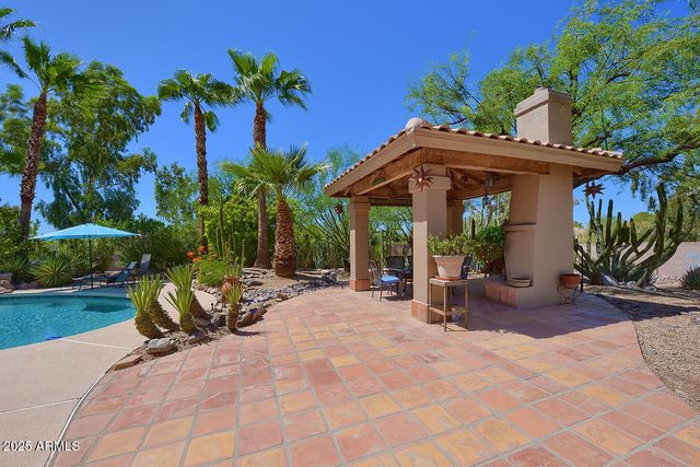 11155 E GOLD DUST Avenue, Scottsdale, AZ 85259