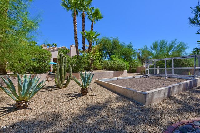 11155 E GOLD DUST Avenue, Scottsdale, AZ 85259