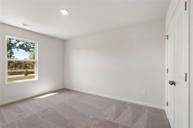 401 Charnwood Lane, Mcdonough, GA 30253