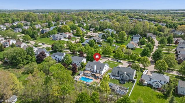 456 Helena Drive, Tallmadge, OH 44278