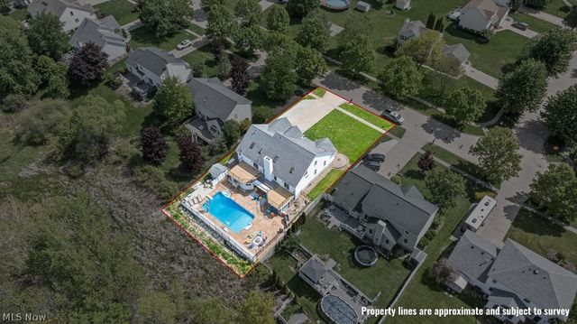 456 Helena Drive, Tallmadge, OH 44278