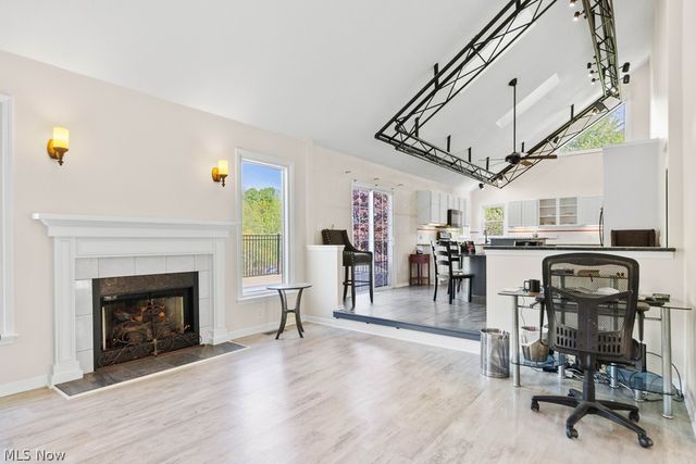 456 Helena Drive, Tallmadge, OH 44278