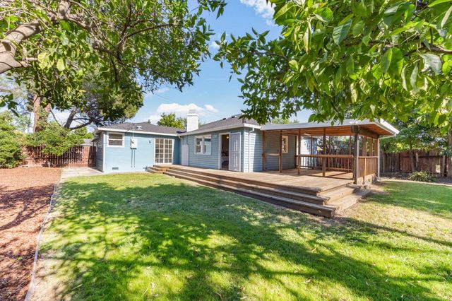 2821 La Paz Way, Sacramento, CA 95821