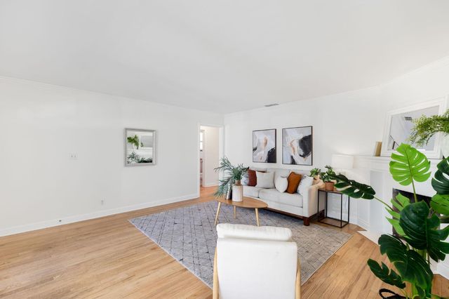 2821 La Paz Way, Sacramento, CA 95821