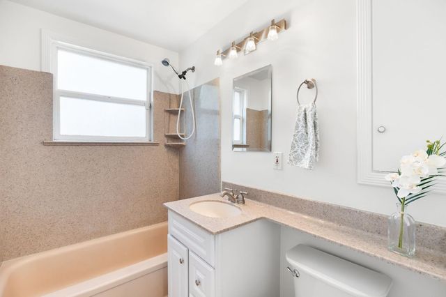 2821 La Paz Way, Sacramento, CA 95821
