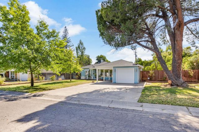 2821 La Paz Way, Sacramento, CA 95821