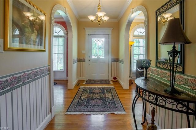1904 Ballahack RD, Chesapeake, VA 23322