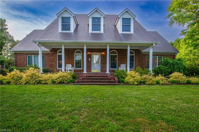 1904 Ballahack RD, Chesapeake, VA 23322