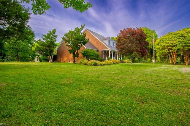 1904 Ballahack RD, Chesapeake, VA 23322