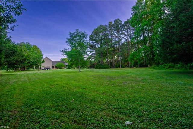 1904 Ballahack RD, Chesapeake, VA 23322