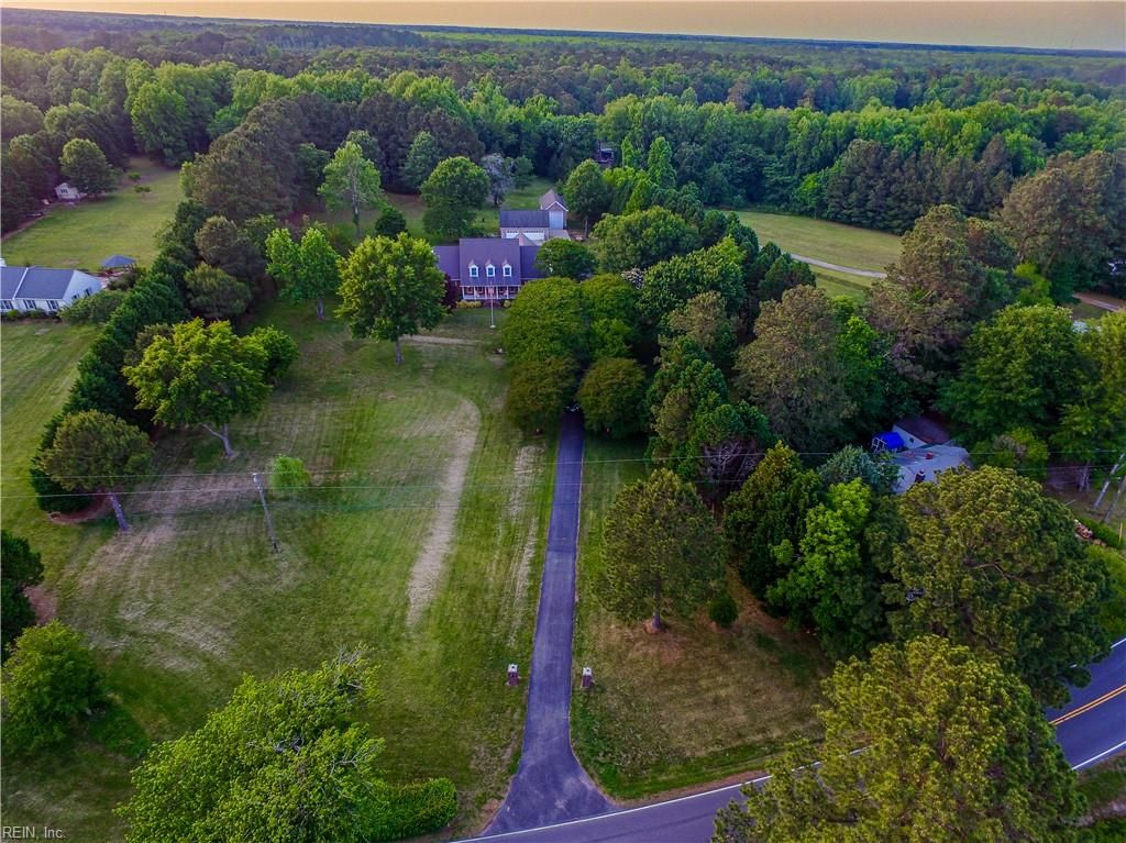 1904 Ballahack RD, Chesapeake, VA 23322
