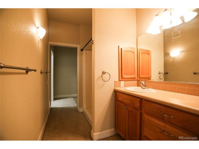 4101 Crittenton Ln 101, Wellington, CO 80549