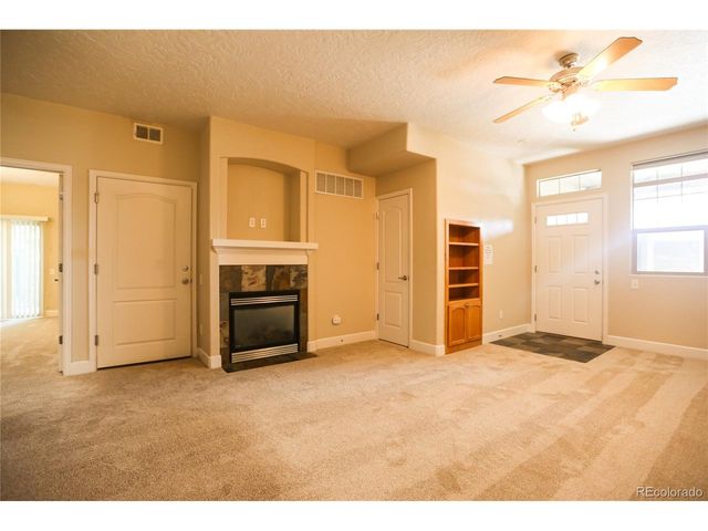 4101 Crittenton Ln 101, Wellington, CO 80549