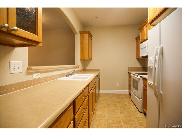 4101 Crittenton Ln 101, Wellington, CO 80549