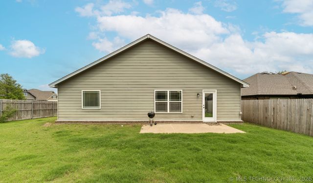14602 E 114th Street N, Owasso, OK 74055