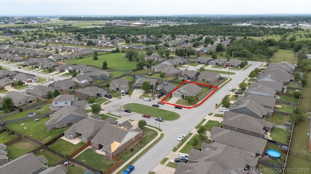 14602 E 114th Street N, Owasso, OK 74055