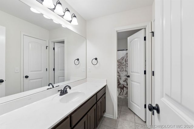 14602 E 114th Street N, Owasso, OK 74055