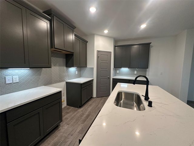 13310 Prado Ridge Lane, Iowa Colony, TX 77583