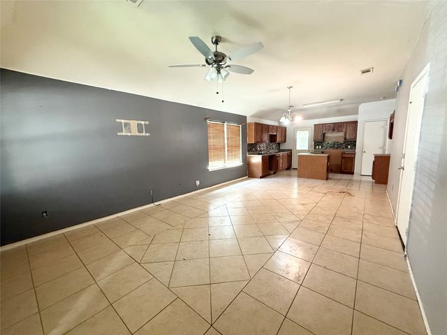 9916 Crystal Valley Way, Dallas, TX 75227