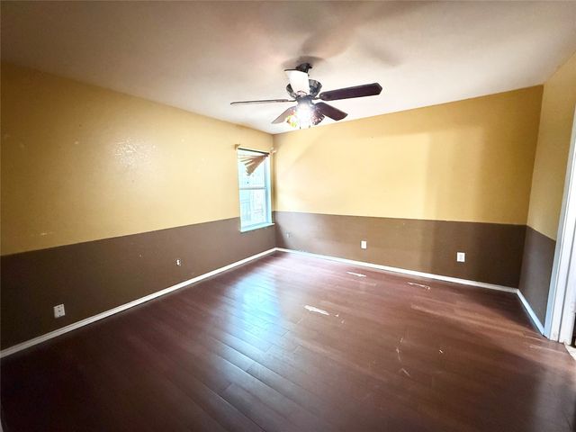 9916 Crystal Valley Way, Dallas, TX 75227