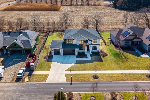 26009 W Forrester Drive, Plainfield, IL 60585