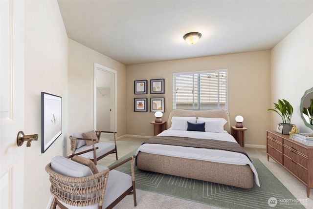 2741 NE Noll Valley Loop, Poulsbo, WA 98370
