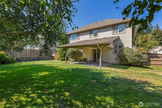 2741 NE Noll Valley Loop, Poulsbo, WA 98370