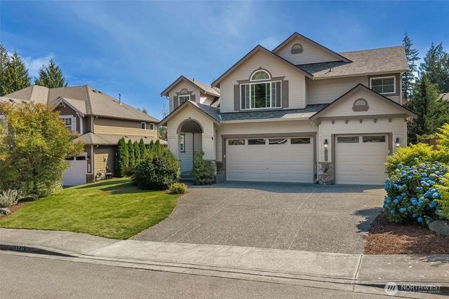 2741 NE Noll Valley Loop, Poulsbo, WA 98370