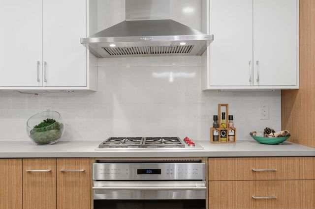 638 Enos Court, Santa Clara, CA 95051