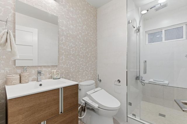 638 Enos Court, Santa Clara, CA 95051