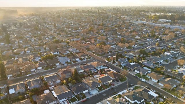 638 Enos Court, Santa Clara, CA 95051