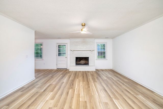 7 Treetop Court, Sumter, SC 29154