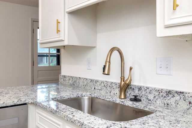 7 Treetop Court, Sumter, SC 29154