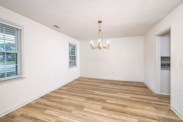 7 Treetop Court, Sumter, SC 29154