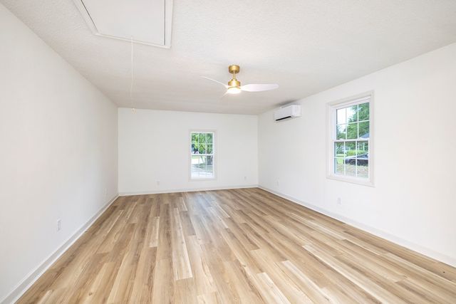 7 Treetop Court, Sumter, SC 29154