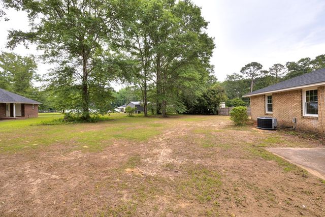 7 Treetop Court, Sumter, SC 29154