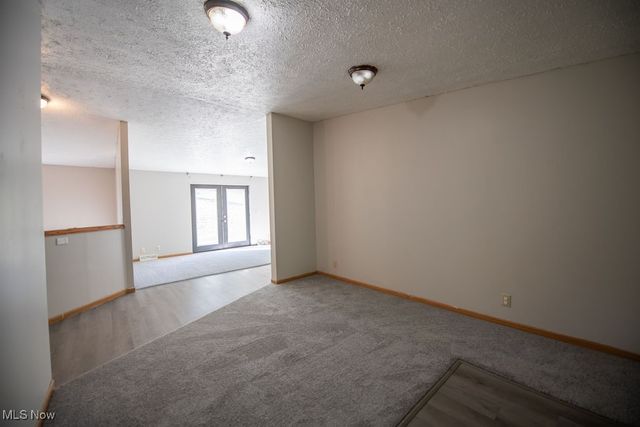 2709 Backwater Road SE, New Philadelphia, OH 44663