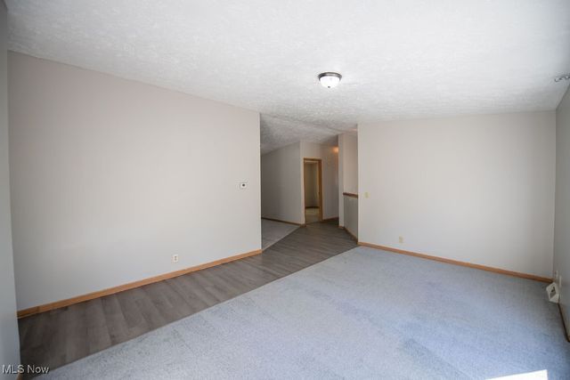 2709 Backwater Road SE, New Philadelphia, OH 44663