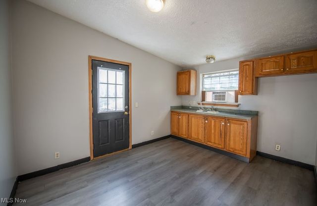 2709 Backwater Road SE, New Philadelphia, OH 44663