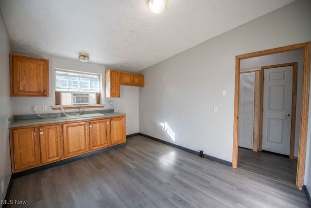 2709 Backwater Road SE, New Philadelphia, OH 44663